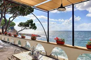 Vera ed il Vervece by Gocce On the Sea Massa Lubrense